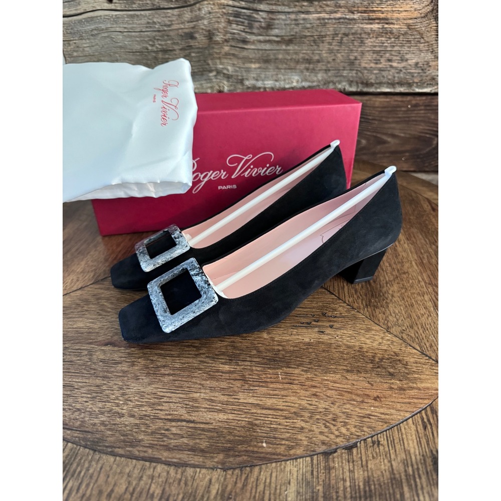 Roger Vivier Belle Vivier Granite Buckle Pump 45 Black Suede 38 RVW00631480